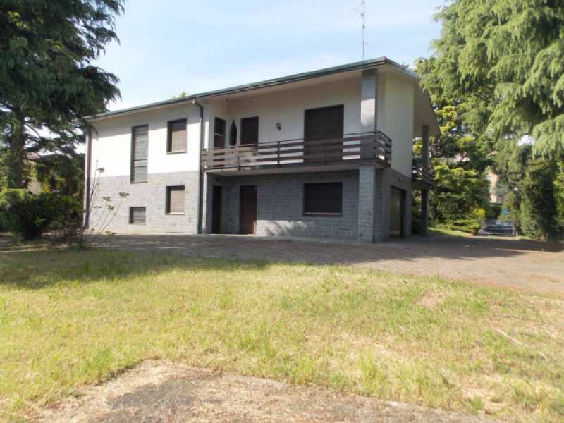 villa in vendita a bulgarograsso via ferloni 6