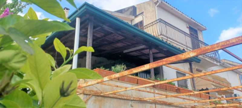 villa in vendita a san giovanni la punta via pier luigi deodato 26