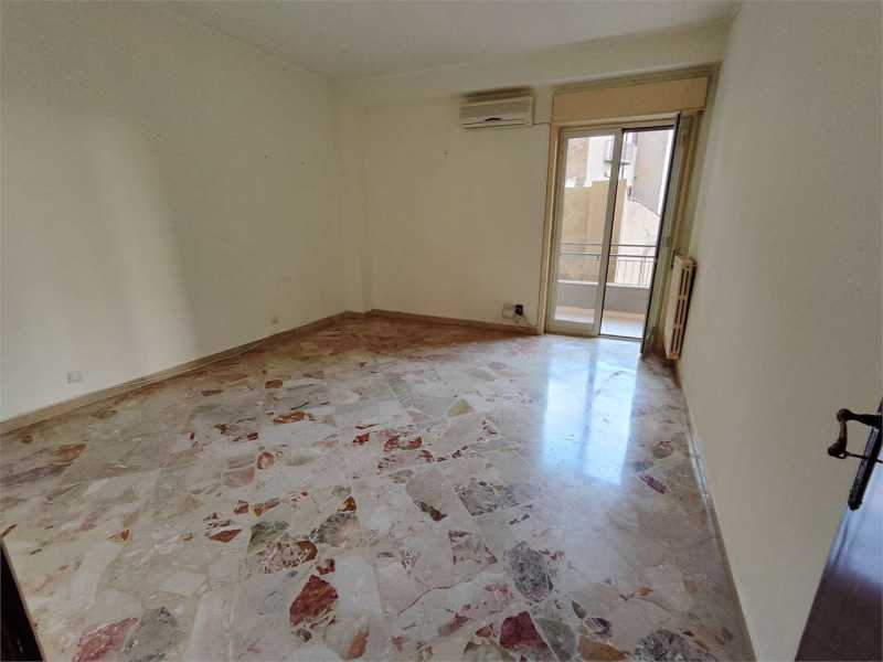 appartamento in vendita ad enna via roma 301