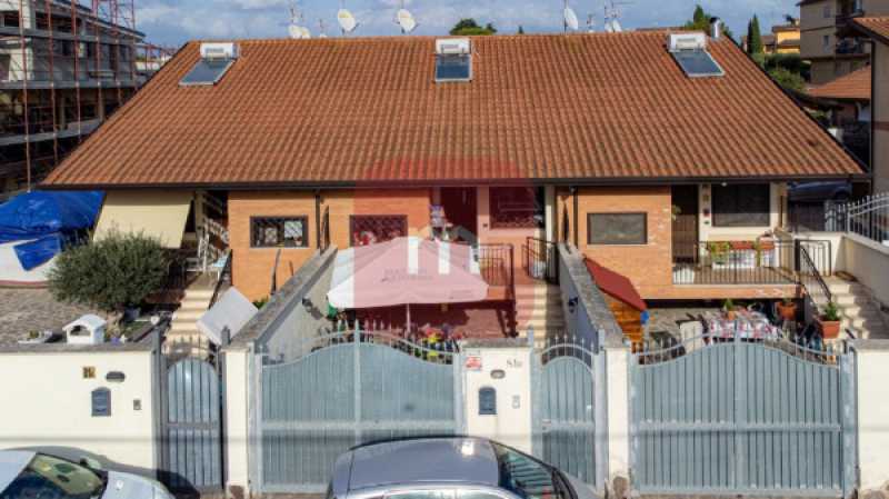 appartamento in vendita a roma via samassi 61