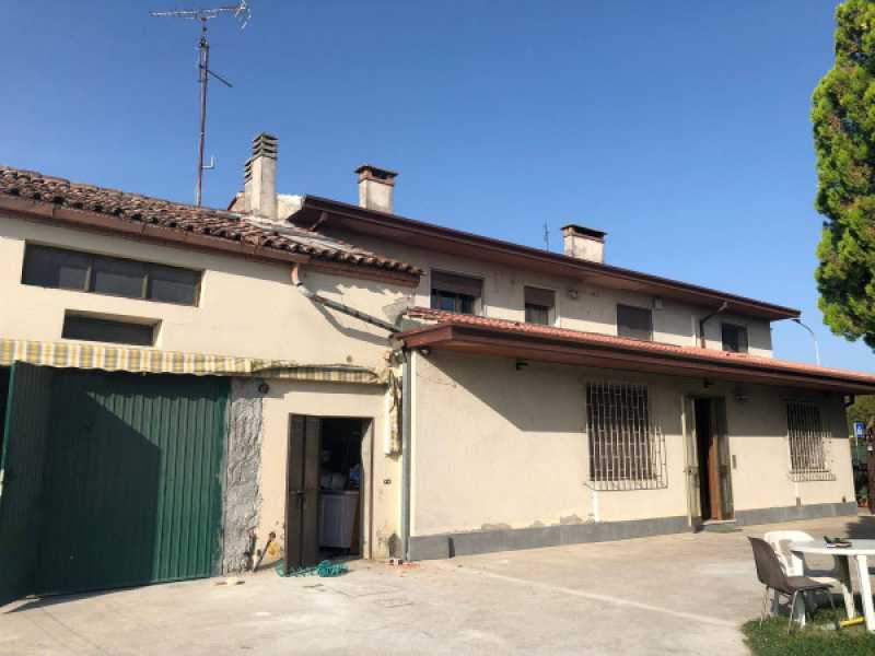 villa in vendita a bevilacqua via piazza marega 606