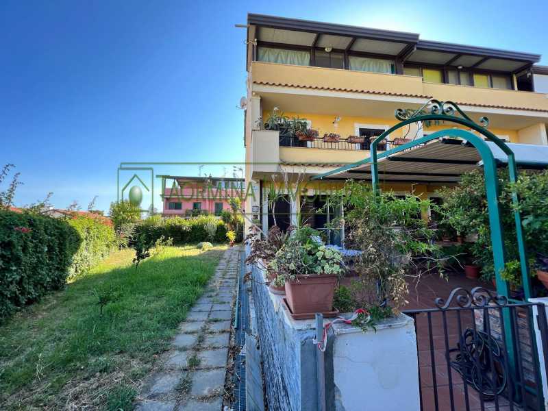 villa a schiera in vendita a giardini naxos via don luigi sturzo