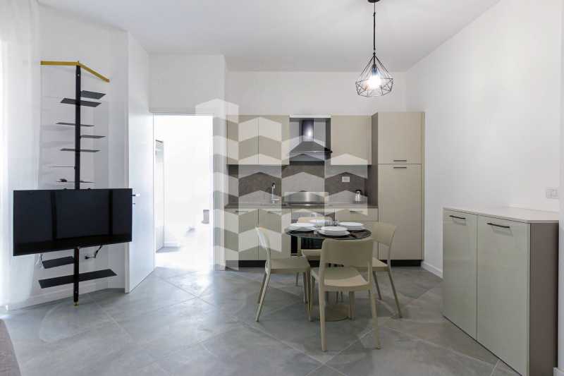 appartamento in affitto a milano via napo torriani
