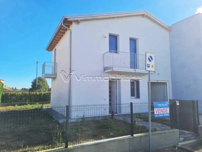 casa trifamiliare in vendita a nanto via roma foto4-151844940
