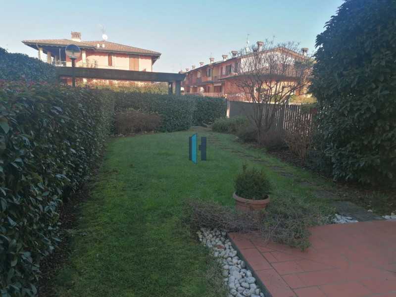 villa bifamiliare in vendita a berlingo