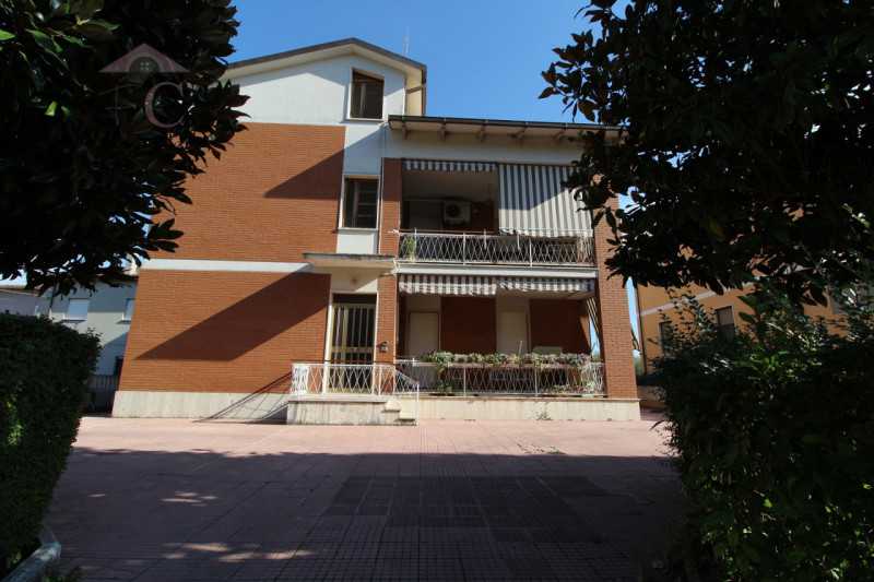 villa bifamiliare in vendita a narni strada del brecciaro 24 foto2-151897682
