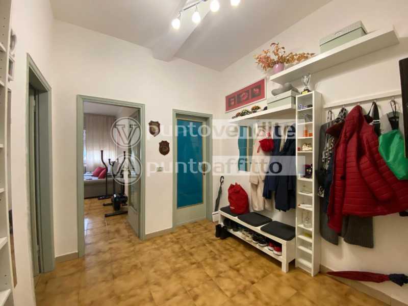 appartamento in vendita a lucca via francesco ferraris 55100 foto2-151991880