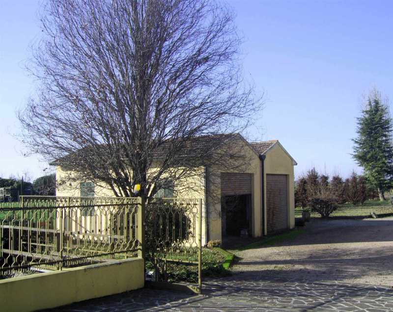 villa singola in vendita a castel d`ario