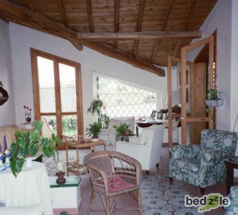 Vacanza in bed and breakfast ad acireale via