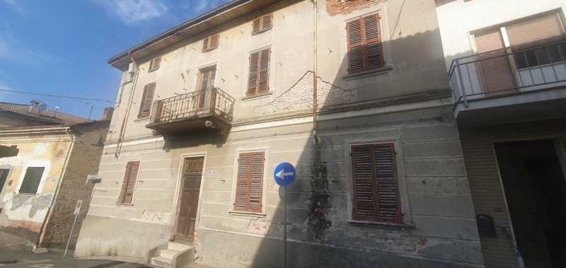 casa indipendente in vendita a pietra marazzi via san bernardo