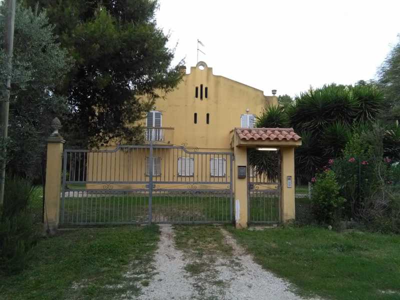 villa singola in vendita a giulianova via galilei foto2-152134801