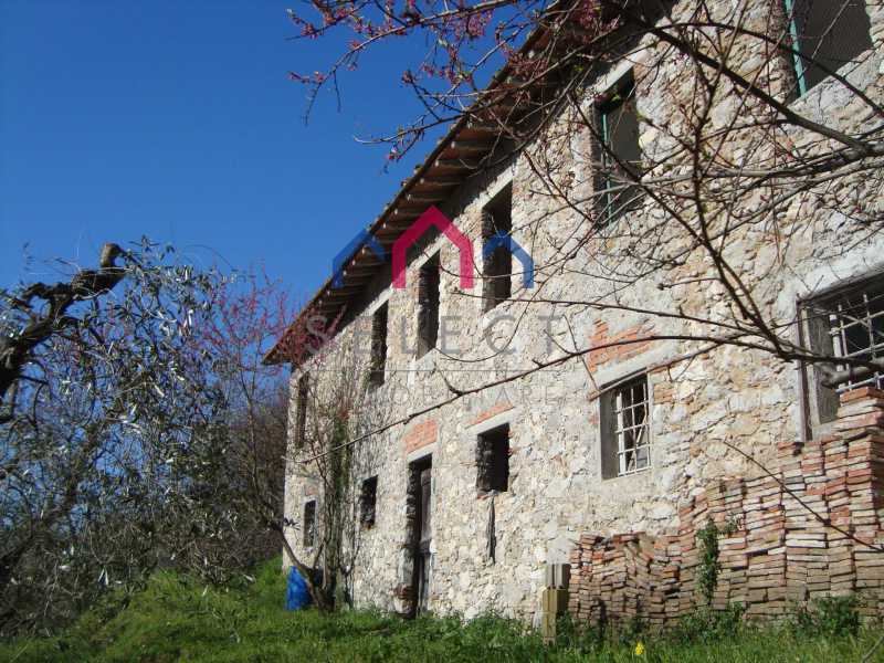 rustico casale corte in vendita a borgo a mozzano valdottavo