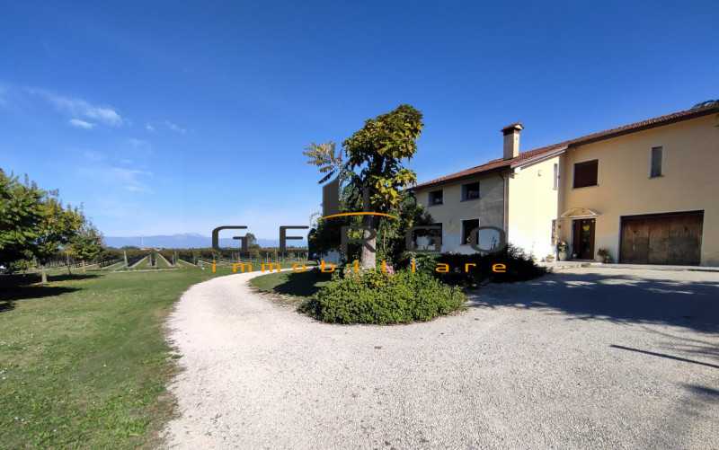 villa bifamiliare in vendita a motta di livenza via vidisè
