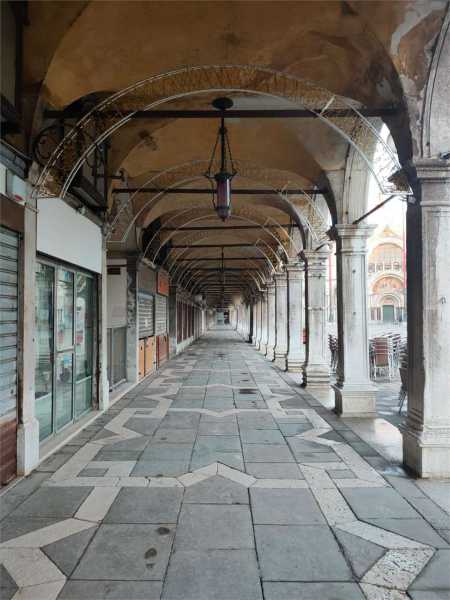negozio in vendita a venezia piazza san marco