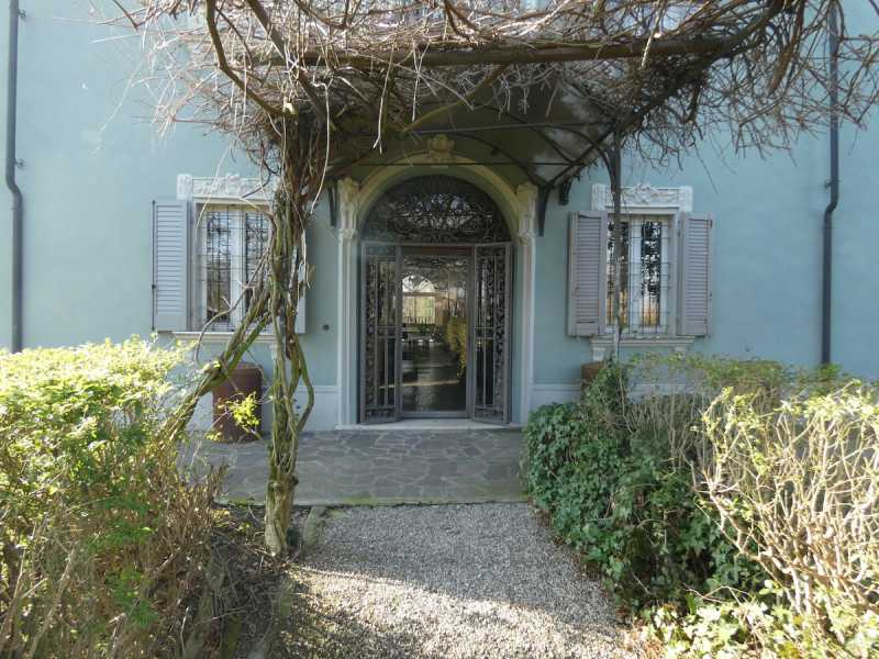 villa bifamiliare in vendita a novellara strada provinciale nord foto2-152676270