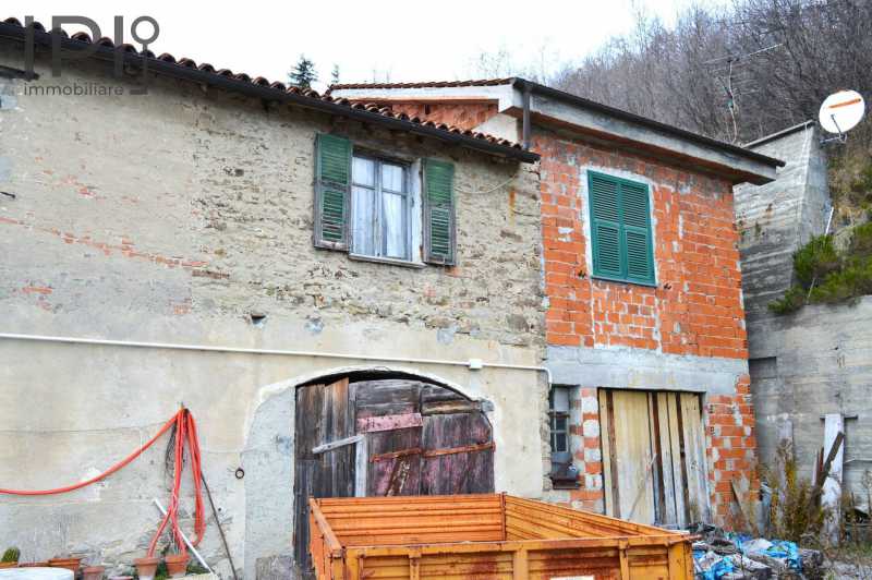 rustico casale corte in vendita a cairo montenotte localit carretto