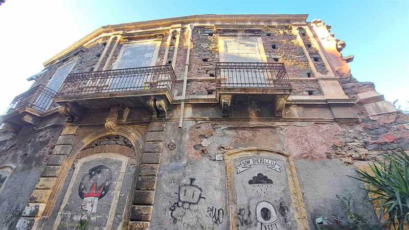 edificio stabile palazzo in vendita a catania piazza stesicoro corso sicilia