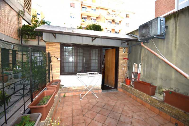 appartamento in vendita a roma via sabiniano