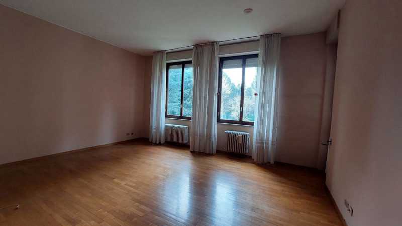 appartamento in vendita a cerro maggiore via gian lorenzo bernini 1