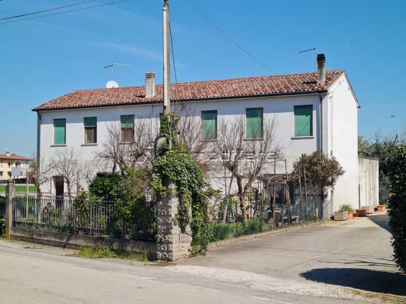 villa singola in vendita a pojana maggiore via roma