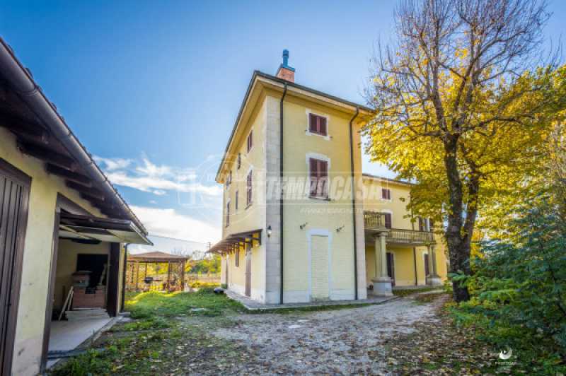 casa indipendente in vendita a castelfranco emilia via manzolino est 59