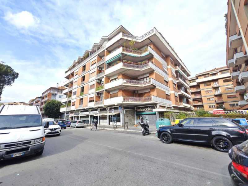 appartamento in vendita a roma via eusebio chini 49