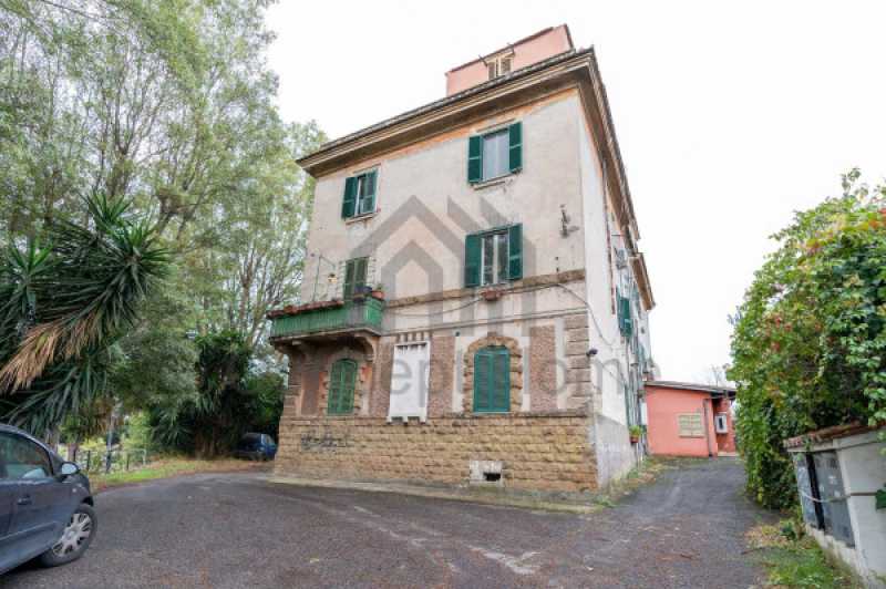 appartamento in vendita a roma via laurentina 35
