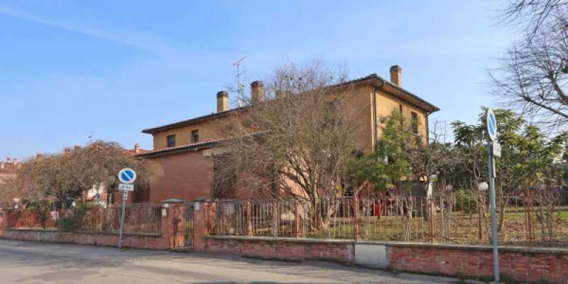 villa in vendita a granarolo dell`emilia via roma 83