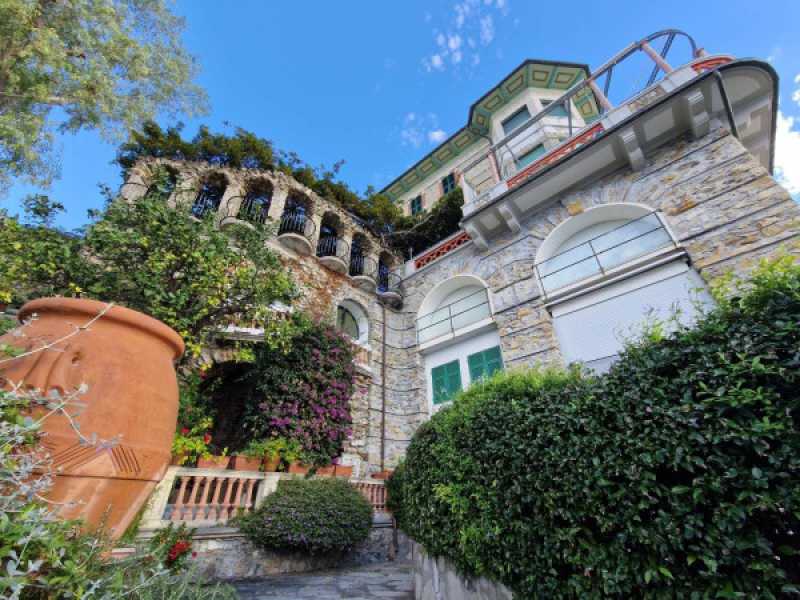 villa in vendita a rapallo via aurelia