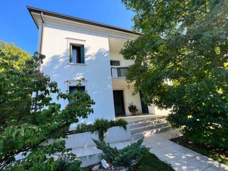 villa in vendita a pordenone via montereale 45