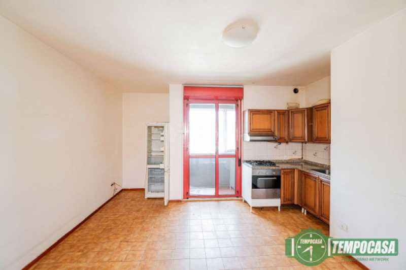 appartamento in vendita a san donato milanese via giuseppe di vittorio 115