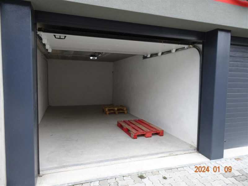 box garage in affitto a lecco corso emanuele filiberto