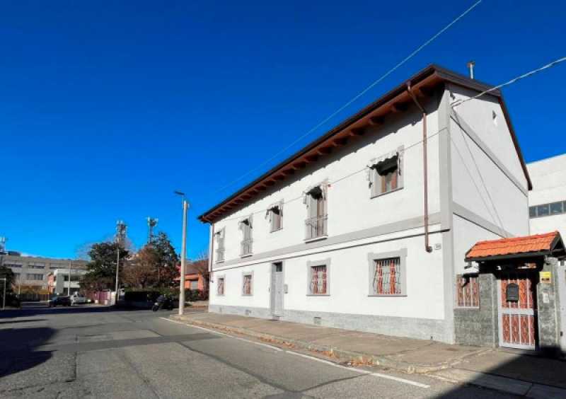 villa in vendita a san mauro torinese via ronchi 12