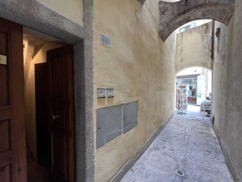 attico mansarda in vendita a cortona centro storico