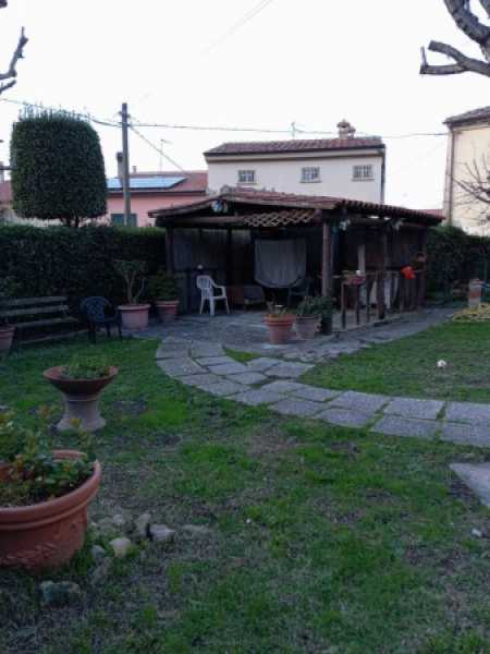 appartamento in vendita ad orciano pisano via roma