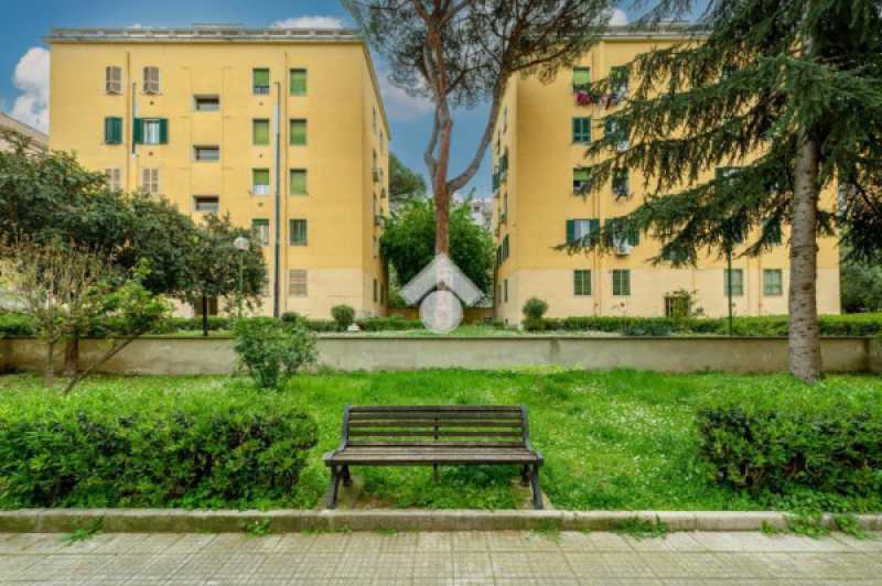appartamento in vendita a roma via tonale 32