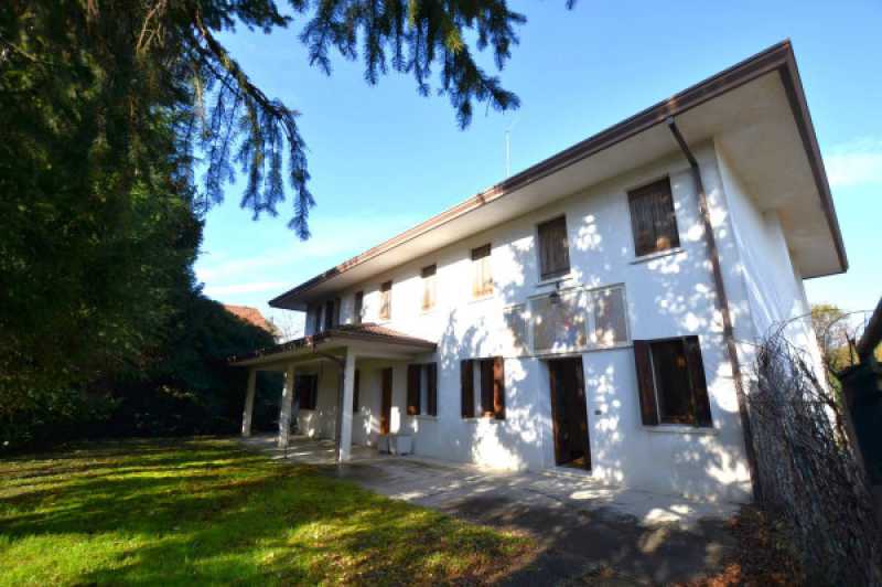 villa in vendita a cordenons via monte grappa 107