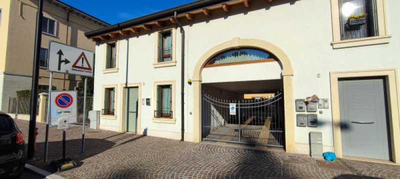 casa indipendente in vendita a villafranca di verona via giuseppe rensi