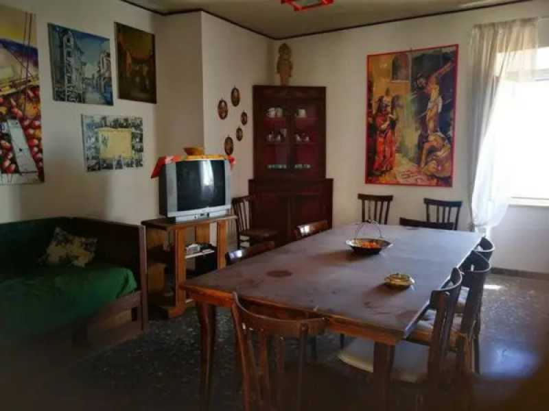 villa in vendita a monte san giovanni campano via corsica