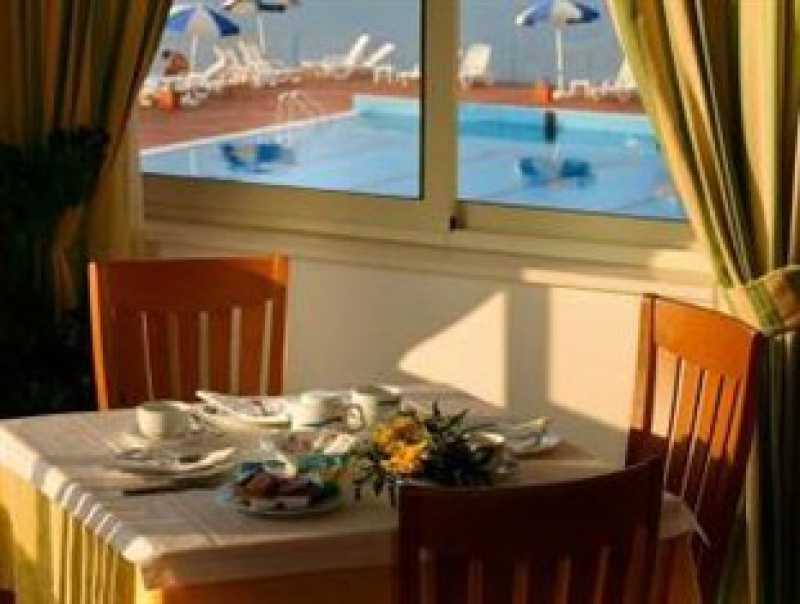 albergo hotel in vendita a vibo valentia vibo marina