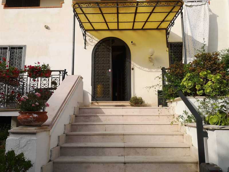 villa singola in vendita a salerno san leonardo arechi migliaro