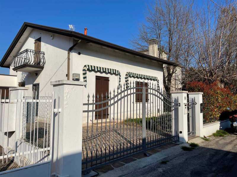villa singola in vendita a venezia gazzera