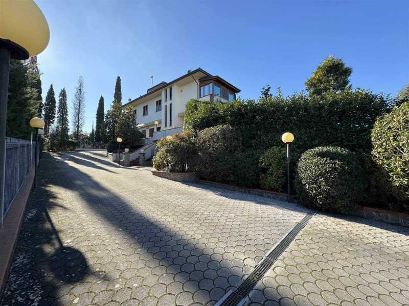 villa singola in vendita a sinalunga bettolle