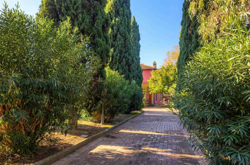 villa singola in vendita a roma infernetto