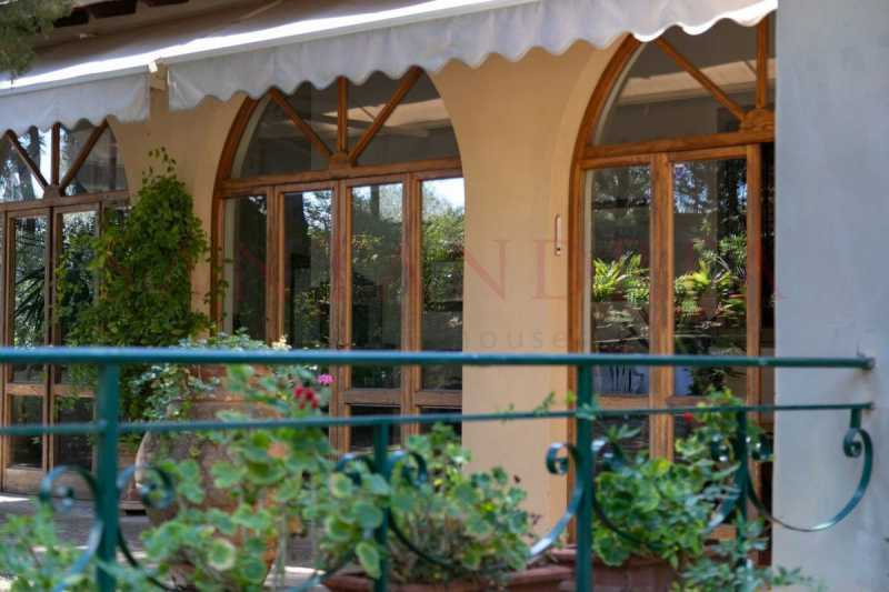 villa trifamiliare in vendita a scandicci strada provinciale 4 volterrana
