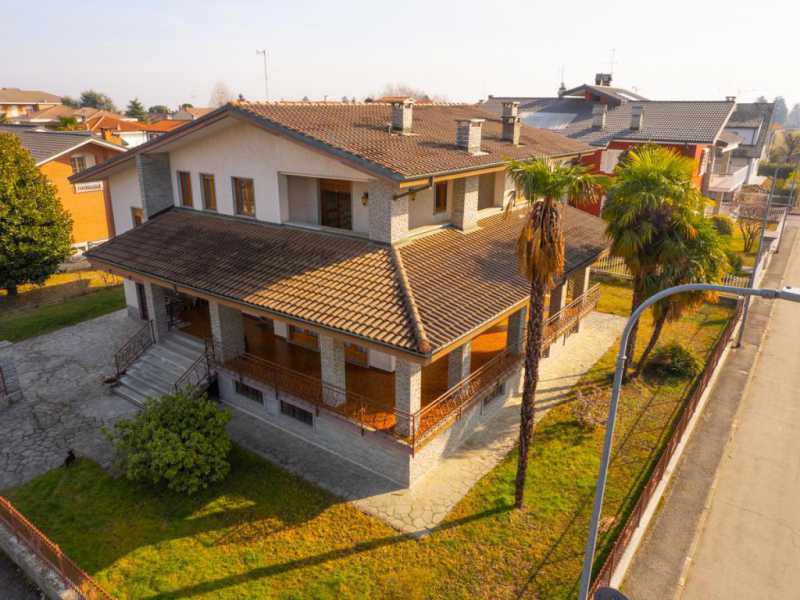 villa bifamiliare in vendita a bricherasio via bollea cesare 2 foto2-153645888