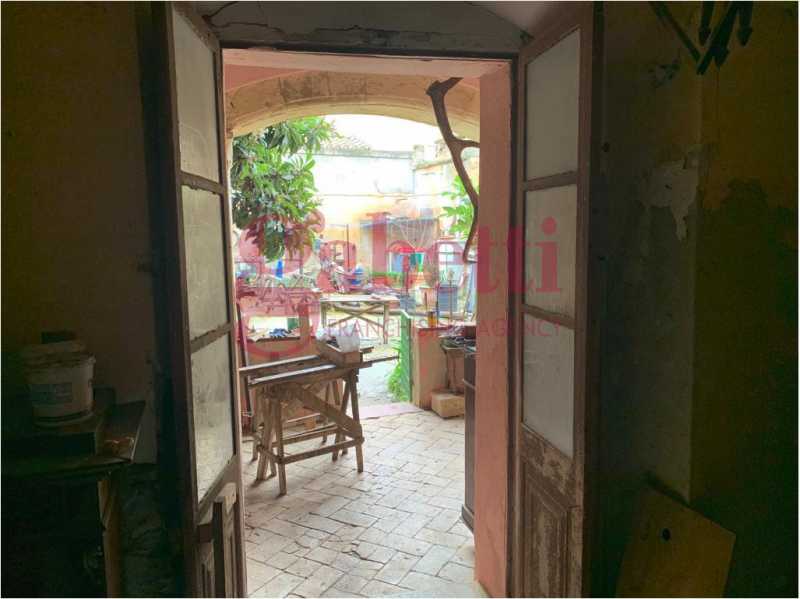 casa indipendente in vendita a quartu sant`elena piazza sant%60elena snc