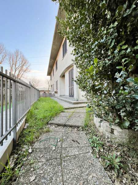 villa bifamiliare in vendita ad origgio foto3-153658232