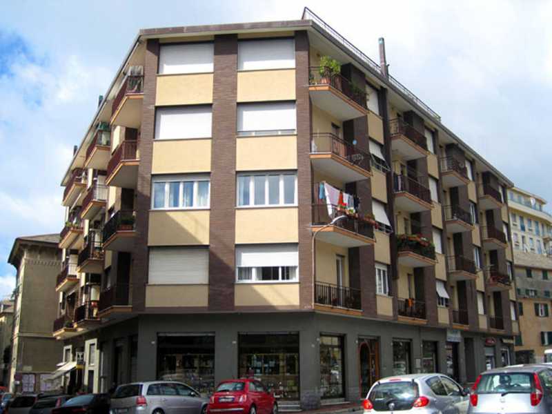 appartamento in affitto ad arenzano via vittorio veneto