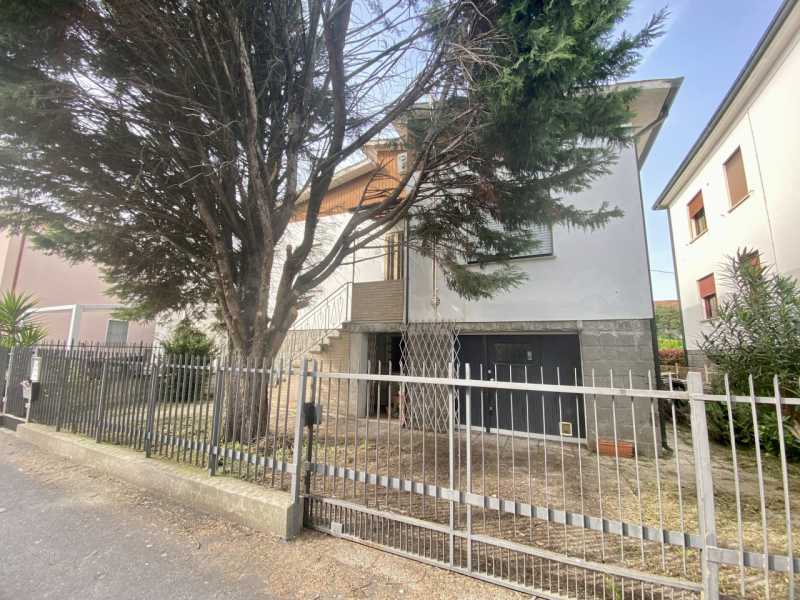 villa singola in vendita a rovigo via marchiori foto2-153764640
